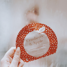 Swatch de jodamancys : Cranberry & apple sheet mask, Vitamasques