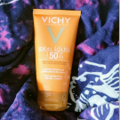 Swatch de beautiesof_mel : Capital Soleil Lait Hydratant Visage et corps SPF 30, Vichy
