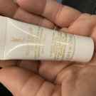 Swatch de petitelylou : Touche Éclat Le Teint - Fond de Teint, Yves Saint Laurent