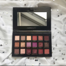 Swatch de Sirineeeee : Desert Dusk Eyeshadow Palette - Palette de fards à paupières, Huda Beauty