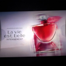 Swatch de Moi testeuse, je vous raconte : La Vie est Belle Eau de parfum, Lancôme
