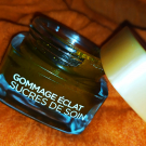 Swatch de Beautylove : Gommage visage Sucres de Soin Gommage Eclat, L'Oréal Paris