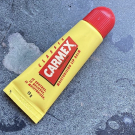 Swatch de juste moi et point. : Tube Classic, Carmex