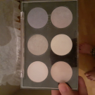 Swatch de L.Honey : Glow & highlights palette, Action