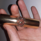 Swatch de Cindcoe : Rouge Volupté Shine, Yves Saint Laurent