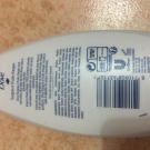 Swatch de chaimabenbk : Gel Douche Mon Soin Cocooning, Dove