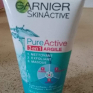 Swatch de anissafraise : Nettoyant Profond 3 en 1 - Pure Active, Garnier