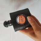 Swatch de Jccaro : Black Opium Eau de parfum, Yves Saint Laurent