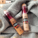 Swatch de Mzelle Cupcake : Instant Anti Age l'Effaceur Yeux, Maybelline New York