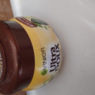 Swatch de Tetelle27 : Masque Nutrition Intense Huile d'Avocat et Beurre de Karité Ultra Doux, Garnier