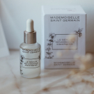 Swatch de Clementine Au Cafe des Fougeres : Le Sérum Renaissance, Mademoiselle Saint Germain