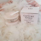 Swatch de Sof_Sof : Crème fermeté et correction rides -Dior Capture Totale CE.L.L.ENERGY -soin anti-âge global, Dior