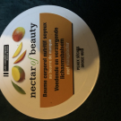 Swatch de Catarina : Baume corporel nutritif soyeux au beurre de mangue, Les Cosmétiques Design Paris