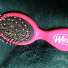 Swatch de Catarina : Mini Detangler - Brosse à cheveux, The Wet Brush