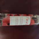 Swatch de Ninize : Brume Exfoliante Corps Délicieuse, Fleur's