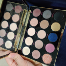Swatch de Infinity2218 : Gwen Stefani Eyeshadow Palette, Urban Decay