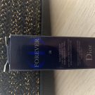 Swatch de Belefqihamina : Diorskin Forever Fond de Teint Fluide, Dior