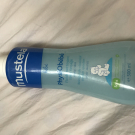 Swatch de Meriieem : Eau Nettoyante Sans Rinçage, Mustela