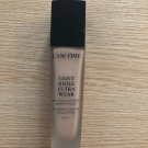Swatch de Yuna : Teint Idole Ultra Wear, Lancôme