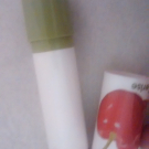 Swatch de Racil : Baume Lèvres Karité, Yves Rocher