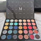 Swatch de Nanouille : Palette 35H Hot Spot, Morphe