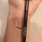 Swatch de Nessa.B : Crayon Kajal, Kiko