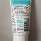 Swatch de Gabhy : Gel hydroalcoolique, Energie Fruit