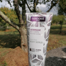 Swatch de Mika7 : Gommage du Corps, Condensé Paris