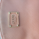 Swatch de Infinity2218 : Trousse de toilette guess, Guess