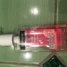 Swatch de Leonie34725 : Gel Nettoyant Pamplemousse Rose Visibly Clear, Neutrogena