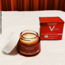 Swatch de MagalieH : LIFEACTIV COLLAGEN SPECIALIST NUIT, Vichy