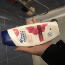 Swatch de Manon.ru : Shampooing Antipelliculaire Lisse et Soyeux 2 en 1, Head & Shoulders