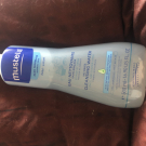 Swatch de Emy_whop : Eau Nettoyante Sans Rinçage, Mustela
