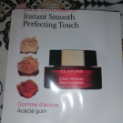 Swatch de Viviali : Lisse Minute Base Comblante, Clarins