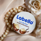 Swatch de Nö Eelys : Lip Butter - Vanilla Macadamia de Labello, Labello