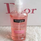 Swatch de sousou39 : Gel Nettoyant Pamplemousse Rose Visibly Clear, Neutrogena