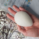 Swatch de pyxides_flacons : Éponge Merveilleuse Aloe Vera, Lady Green