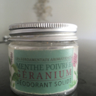 Swatch de KosmetikBomb : Déodorant solide naturel - Géranium & Menthe poivrée, La Savonnerie du Nouveau Monde