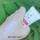 Swatch de Cecilie : Crème jeunesse des mains, Clarins