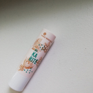 Swatch de jujupartenariat : Baume Lèvres Karité, Yves Rocher