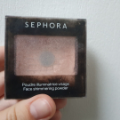 Swatch de Nadou35 : Poudre Illuminatrice Visage, Sephora