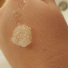 Swatch de Jennifer.Beautyaddict : Sakura Scrub Gommage pour le Corps, Rituals