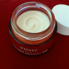 Swatch de nAD07 : LIFEACTIV COLLAGEN SPECIALIST NUIT, Vichy