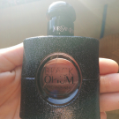 Swatch de Salomé06 : Black Opium Eau de parfum, Yves Saint Laurent