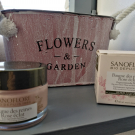 Swatch de ririne : Crème des reines - Soin créateur de peau parfaite, Sanoflore