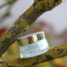 Swatch de peaudane : Crème Hydratante Biomoléculaire, Terraké