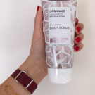 Swatch de beautyonline : Gommage du Corps, Condensé Paris