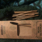 Swatch de Catarina : Brosse cils sourcils, Modelite