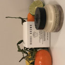 Swatch de lipstickmonster_fr : Vitamin Enriched Face Base - Base de Maquillage Vitaminée, Bobbi Brown