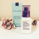 Swatch de lipstickmonster_fr : Idealist - Sérum correcteur de teint unifiant illuminateur, Estée Lauder